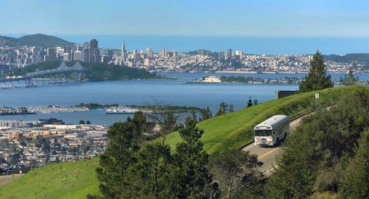 Новый вычислительный центр Лаборатории им. Лоренса в Беркли возводится в живописном месте с видом на залив Сан-Франциско. Источник: lnbl.org