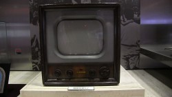 Первый произведенный в Японии телевизор также входит в число первых продуктов Sharp