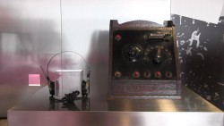 В числе первых продуктов компании был также радиоприемник — первый радиоприемник, выпущенный в Японии
