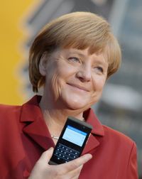 Ангела Меркель SecuSmart