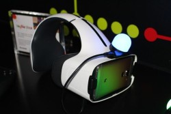 Шлем виртуальной реальности ExploreVR